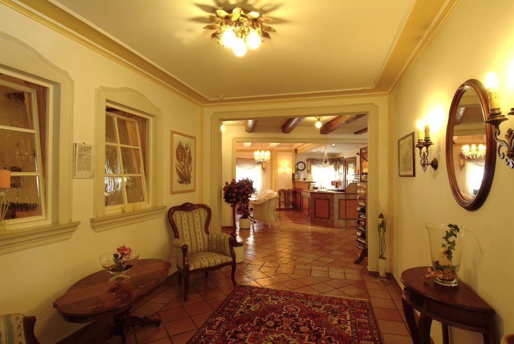 שרדינג Hotel Biedermeier Hof מראה חיצוני תמונה