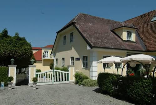 שרדינג Hotel Biedermeier Hof מראה חיצוני תמונה